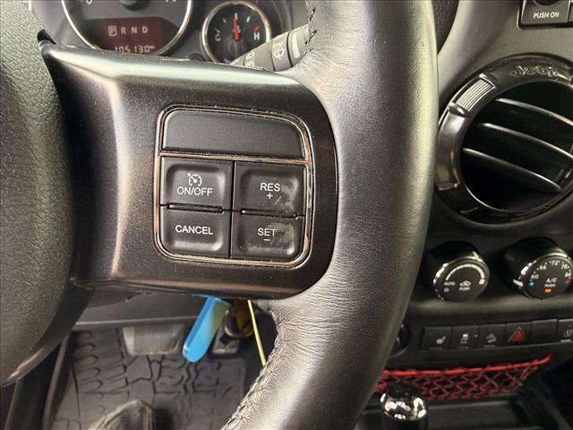 Used 2017 Jeep Wrangler Unlimited Rubicon AWD/4WD image 19