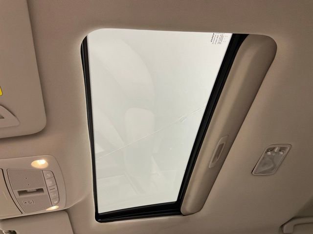 Used 2019 Nissan Rogue Sport SL w/ Premium Package image 21