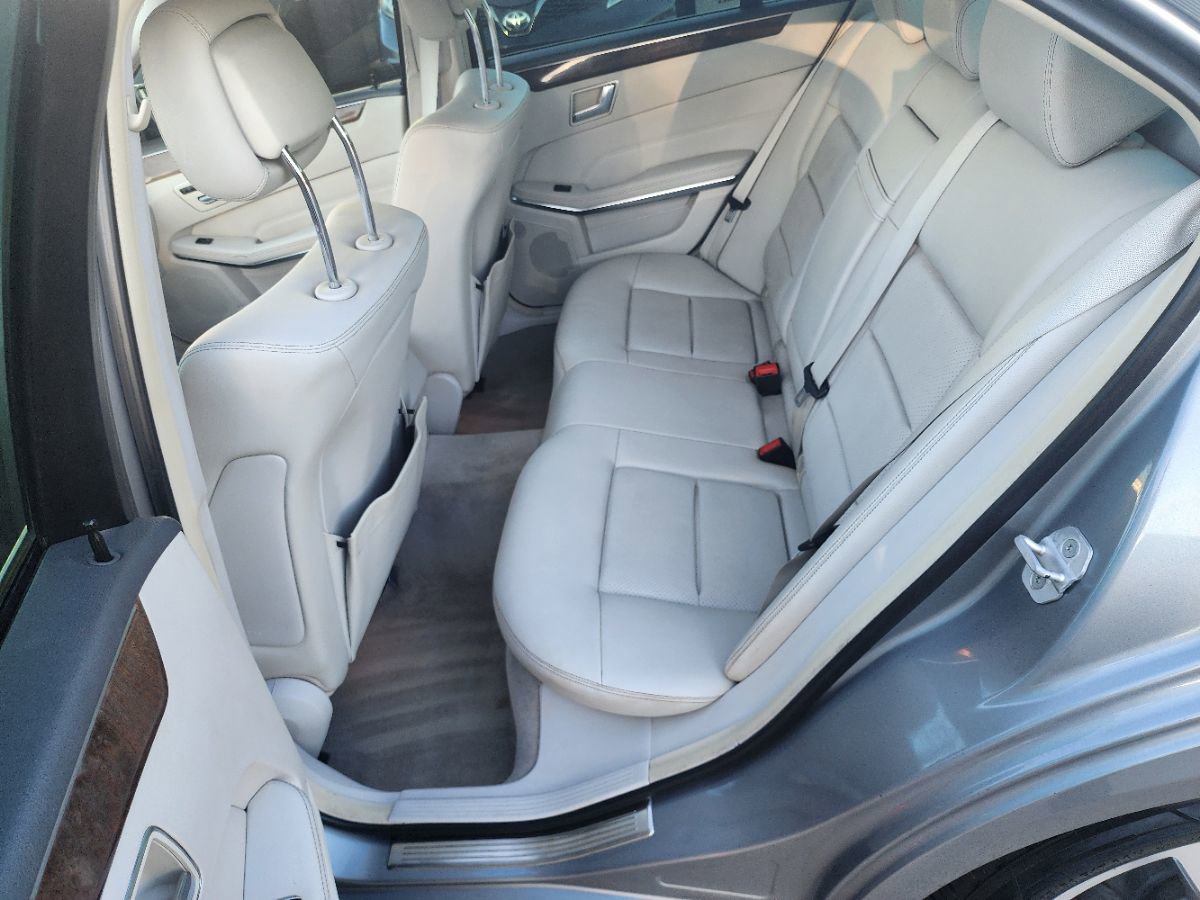 Used 2014 Mercedes-Benz E 250 BlueTEC Sedan image 8