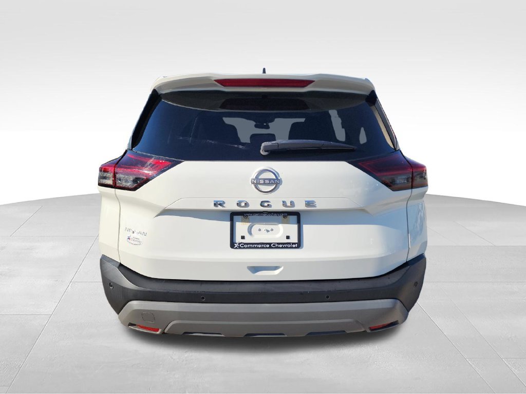 Used 2023 Nissan Rogue S FWD image 6