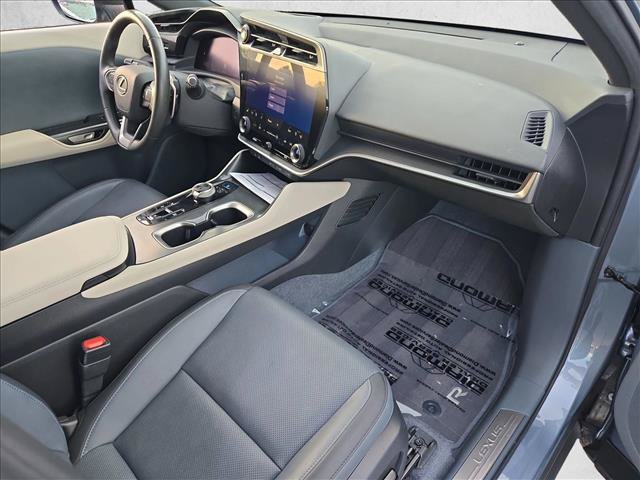 Used 2023 Lexus RZ 450e Premium w/ Technology Package AWD/4WD image 23