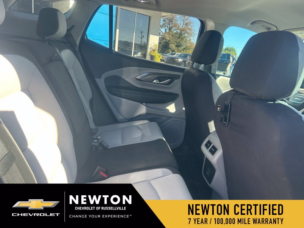 Used 2024 GMC Terrain SLE FWD image 9
