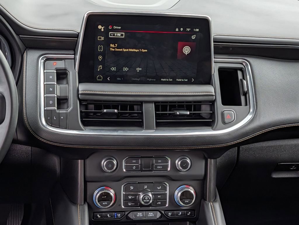 Used 2024 GMC Yukon XL AT4 w/ AT4 Premium Package image 13