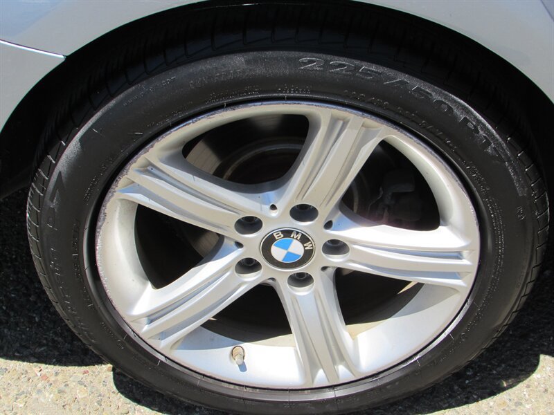 Used 2013 BMW 328i Sedan RWD image 29