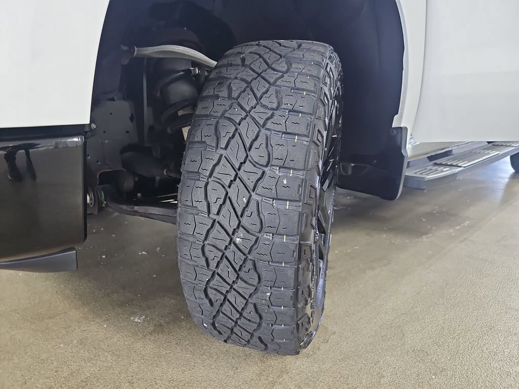 Certified 2024 Chevrolet Silverado 1500 LT Trail Boss w/ Convenience Package II AWD/4WD image 37