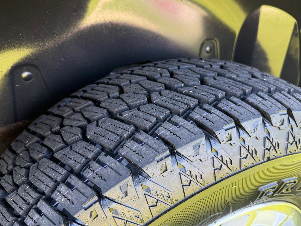 Used 2010 Chevrolet Avalanche LT RWD image 26