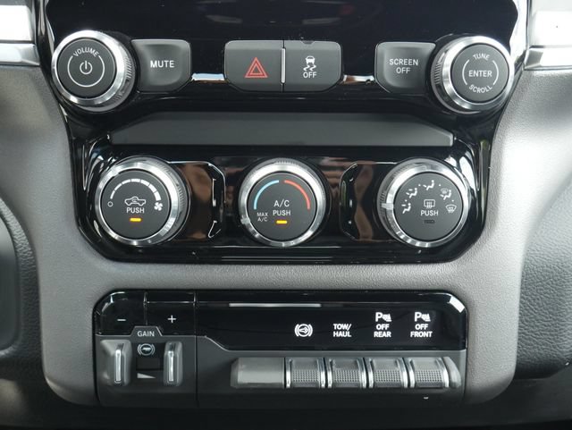 New 2026 RAM 2500 Big Horn w/ Night Edition AWD/4WD image 20
