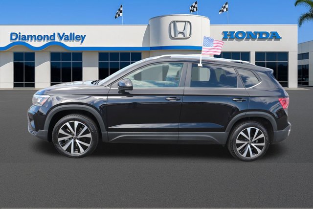 Used 2024 Volkswagen Taos SE image 8