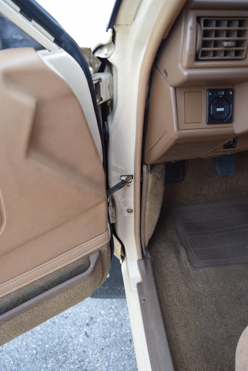 Used 1988 Toyota Pickup SR5 image 51