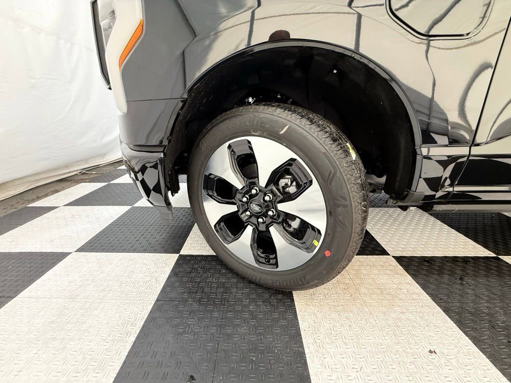 New 2025 Ford F150 Lightning Platinum image 11