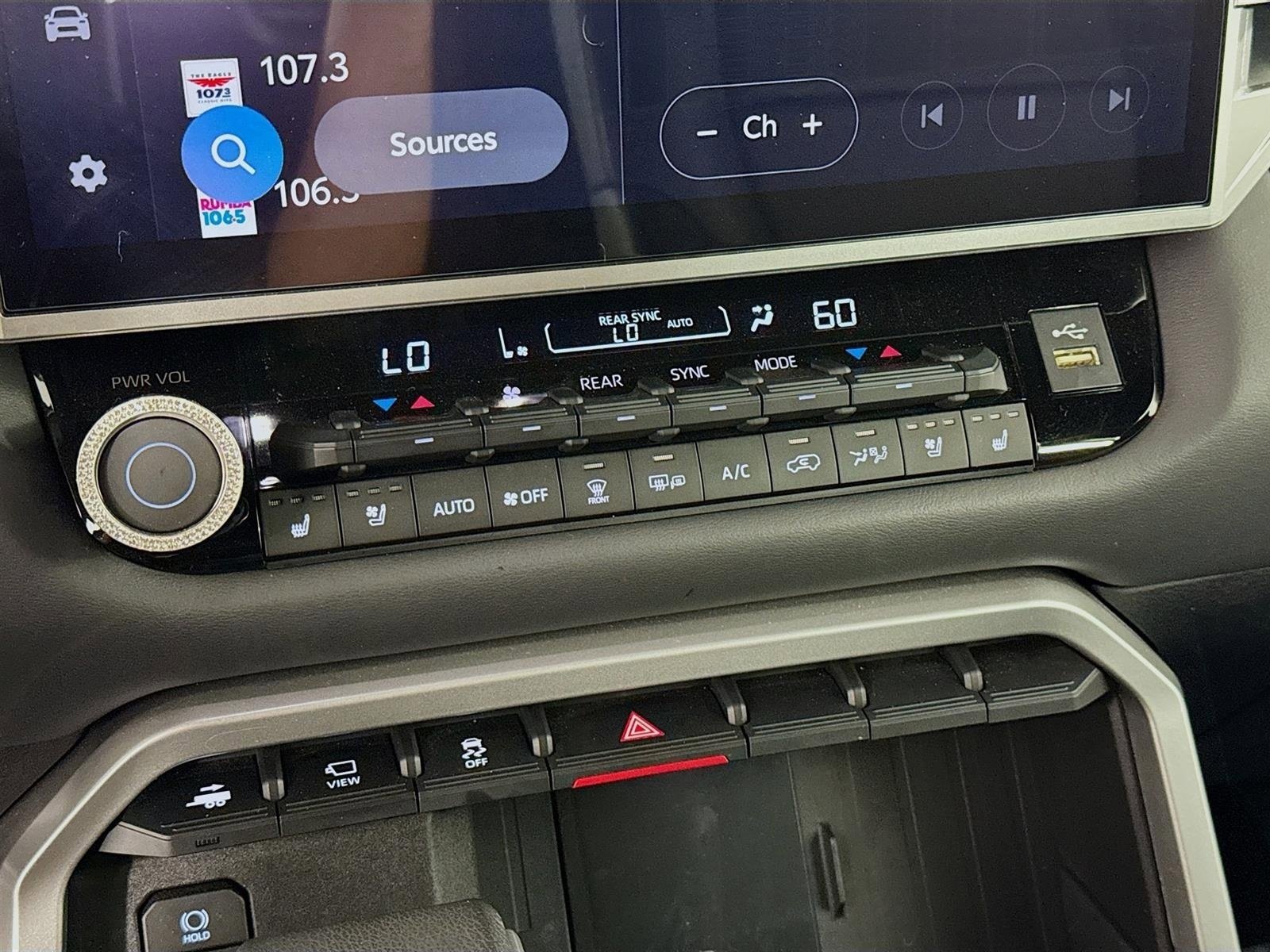 Used 2025 Toyota Sequoia Platinum AWD/4WD image 18