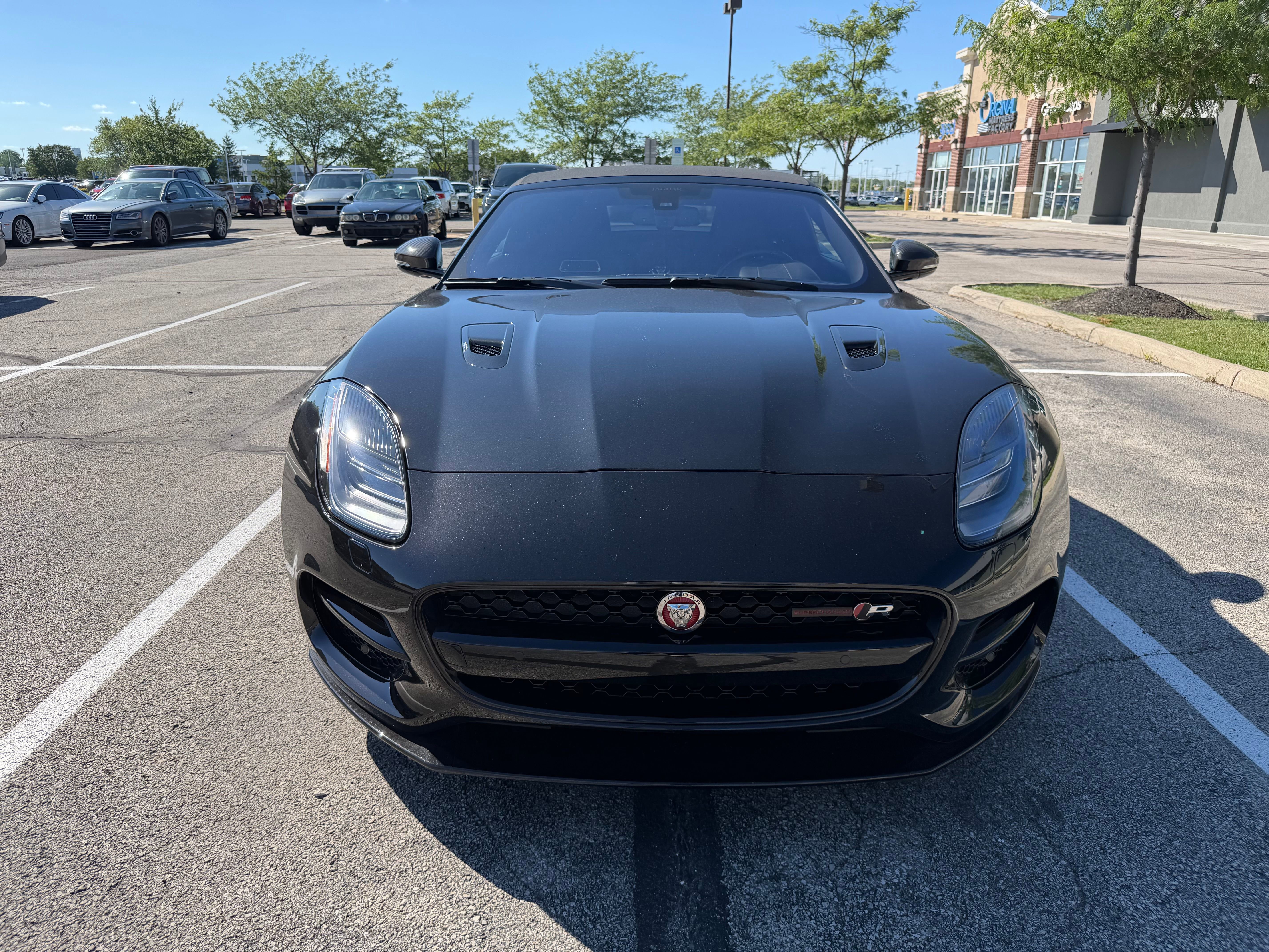 Used 2018 Jaguar F-TYPE R AWD/4WD image 6