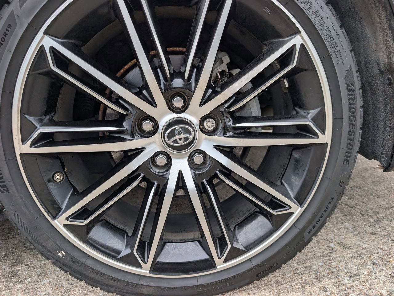 Used 2019 Toyota Avalon Touring w/ Advanced Safety Package image 7