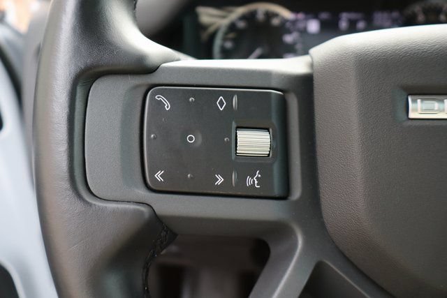 Used 2023 Land Rover Defender 130 X-Dynamic SE AWD/4WD image 16
