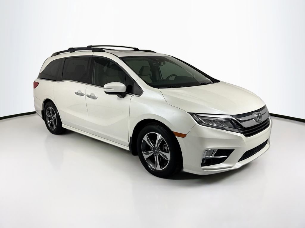 Used 2018 Honda Odyssey Touring image 3