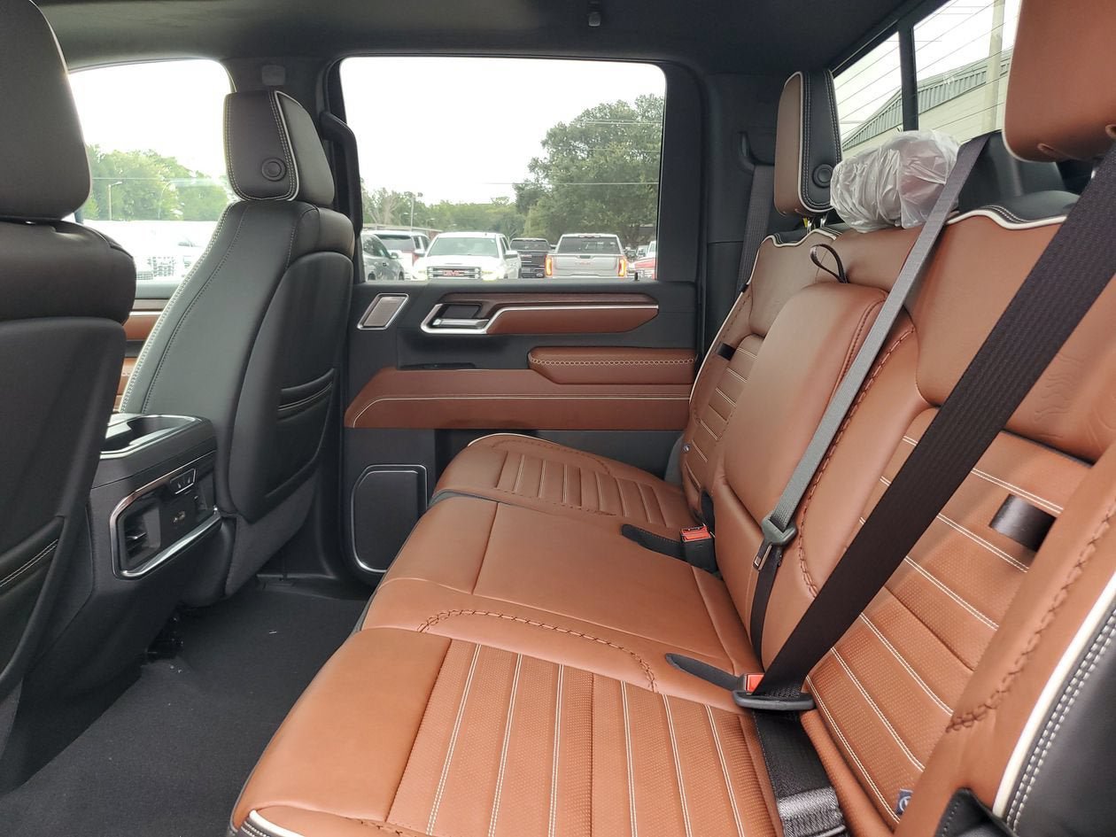 New 2026 GMC Sierra 3500 Denali Ultimate AWD/4WD image 12