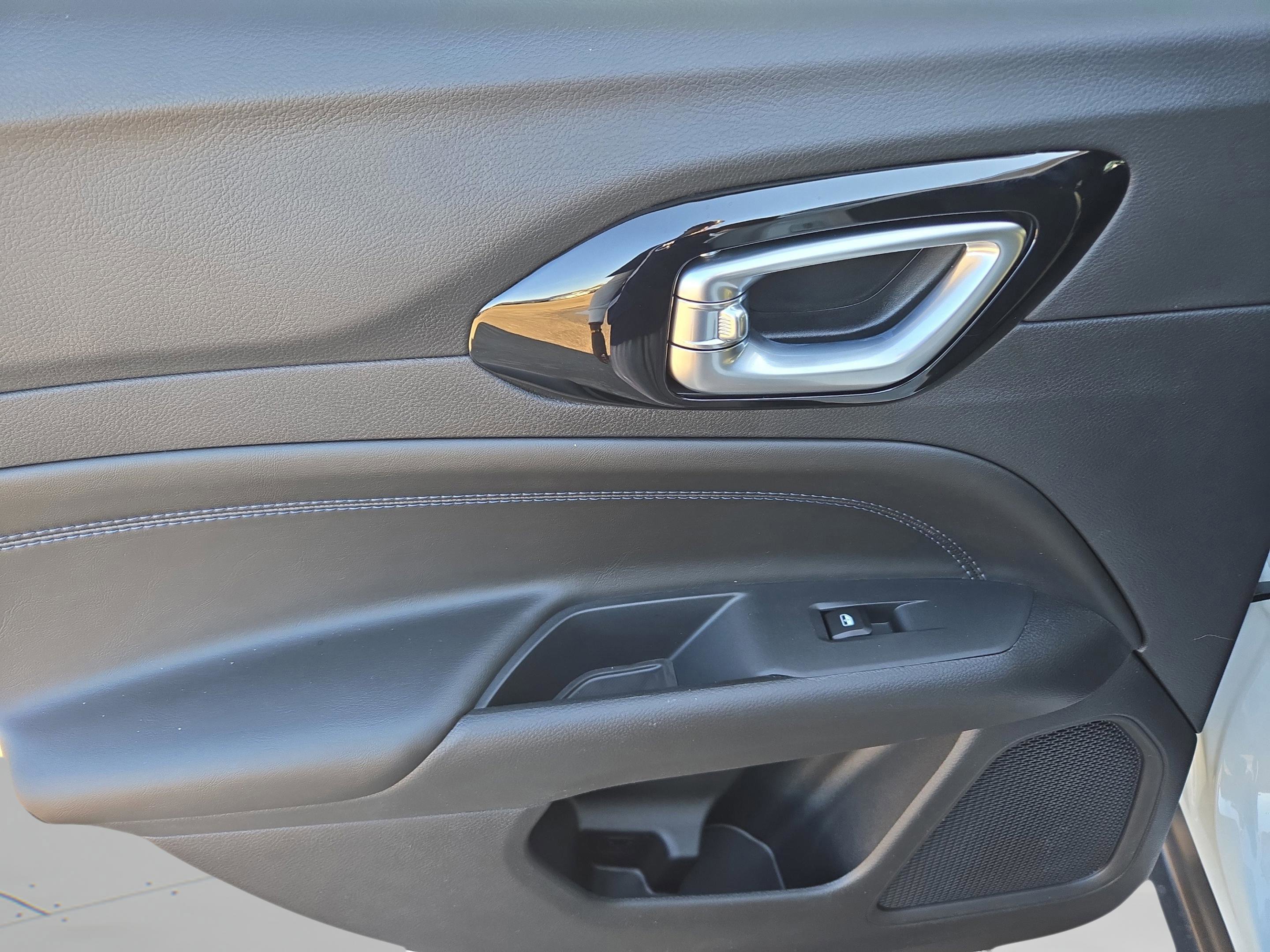 New 2026 Jeep Compass Latitude AWD/4WD image 23