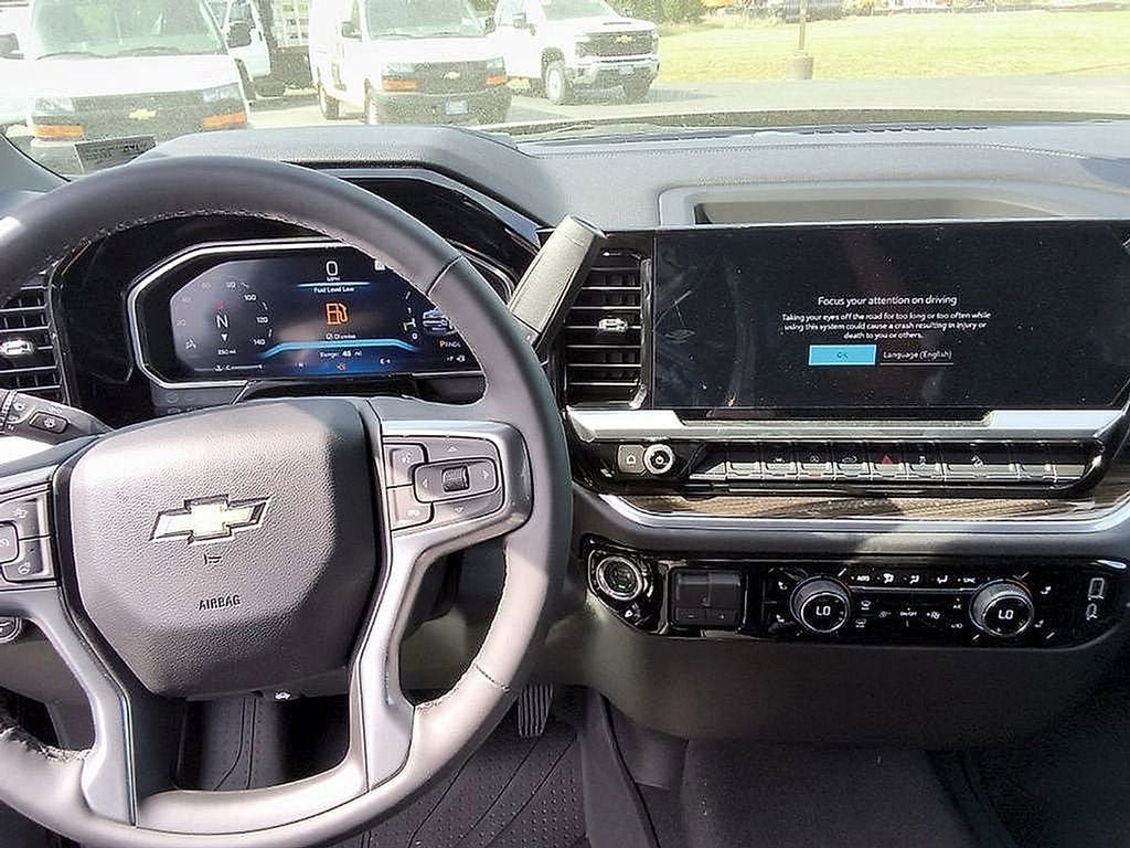 New 2026 Chevrolet Silverado 1500 LT w/ Z71 Off-Road Package AWD/4WD image 18