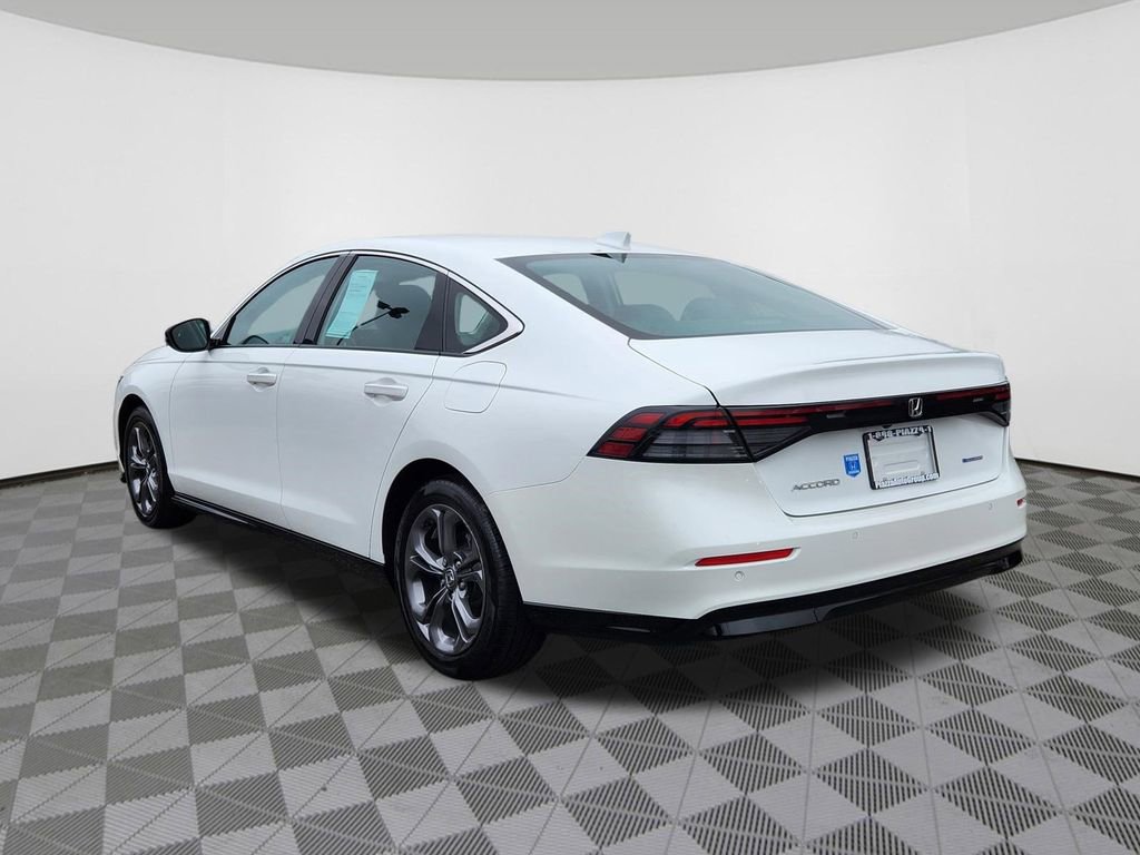 Used 2023 Honda Accord EX-L image 3