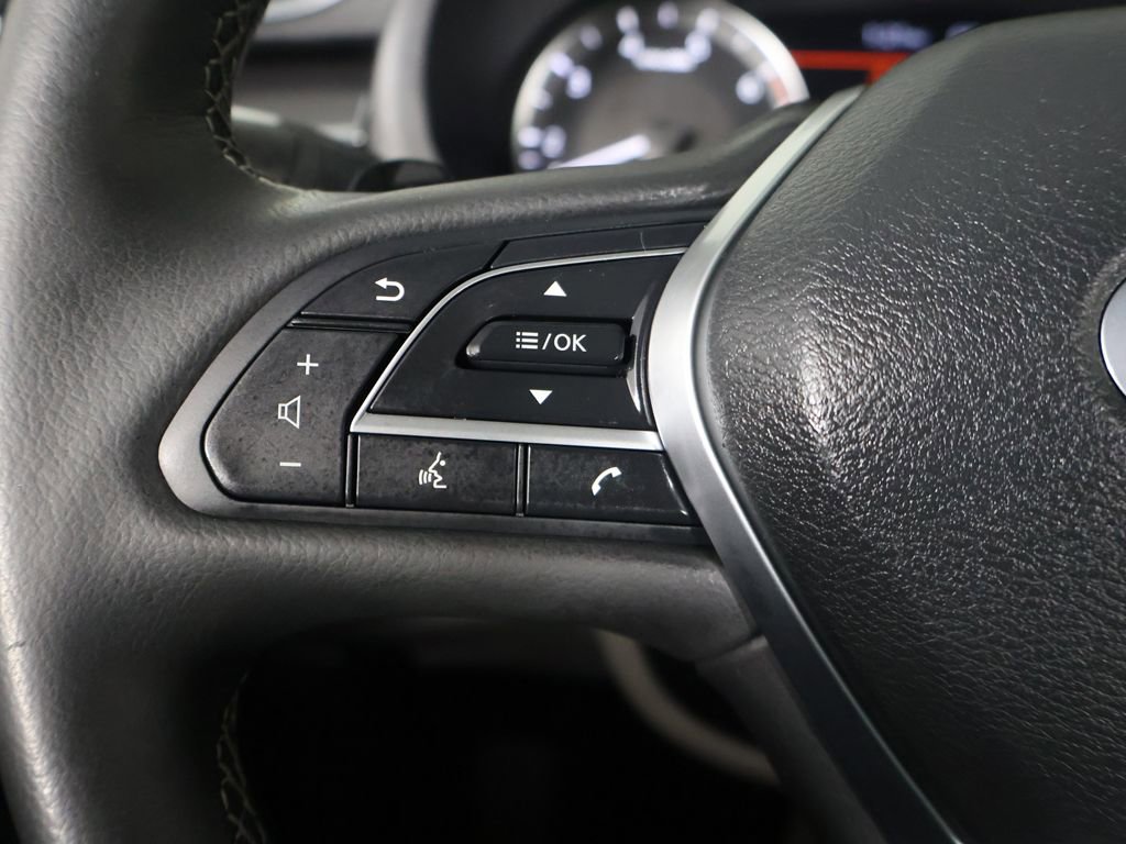 Used 2023 INFINITI QX50 Luxe AWD/4WD image 44