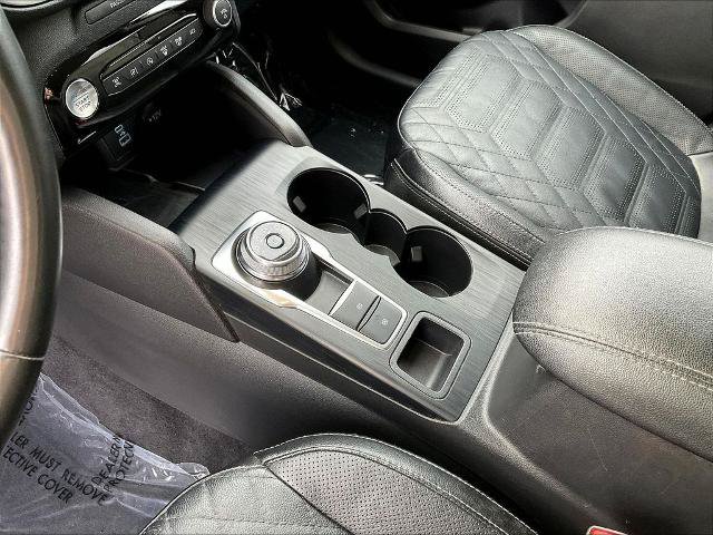 Certified 2023 Ford Escape Platinum w/ Premium Technology Package AWD/4WD image 19
