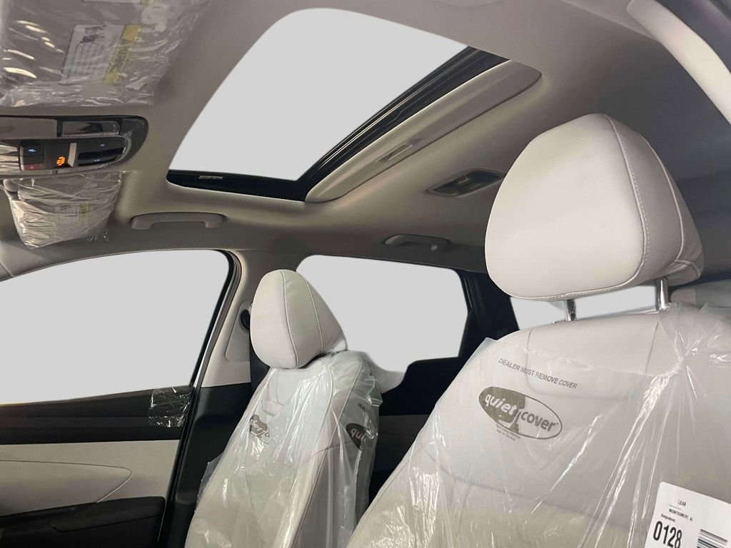 New 2026 Hyundai Tucson SE image 19