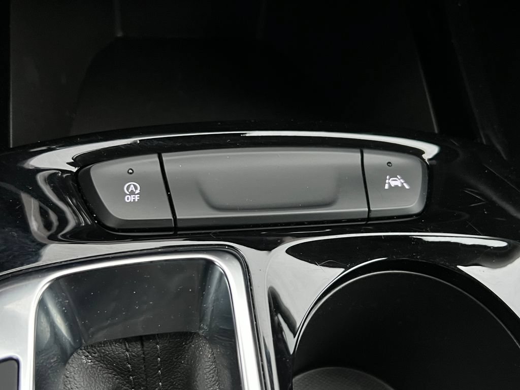 Used 2025 Chevrolet Trax LT FWD image 27