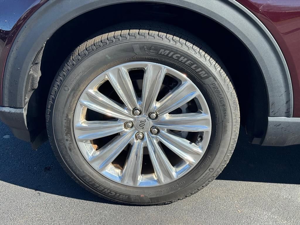 Used 2023 Ford Explorer King Ranch w/ Premium Technology Package image 9