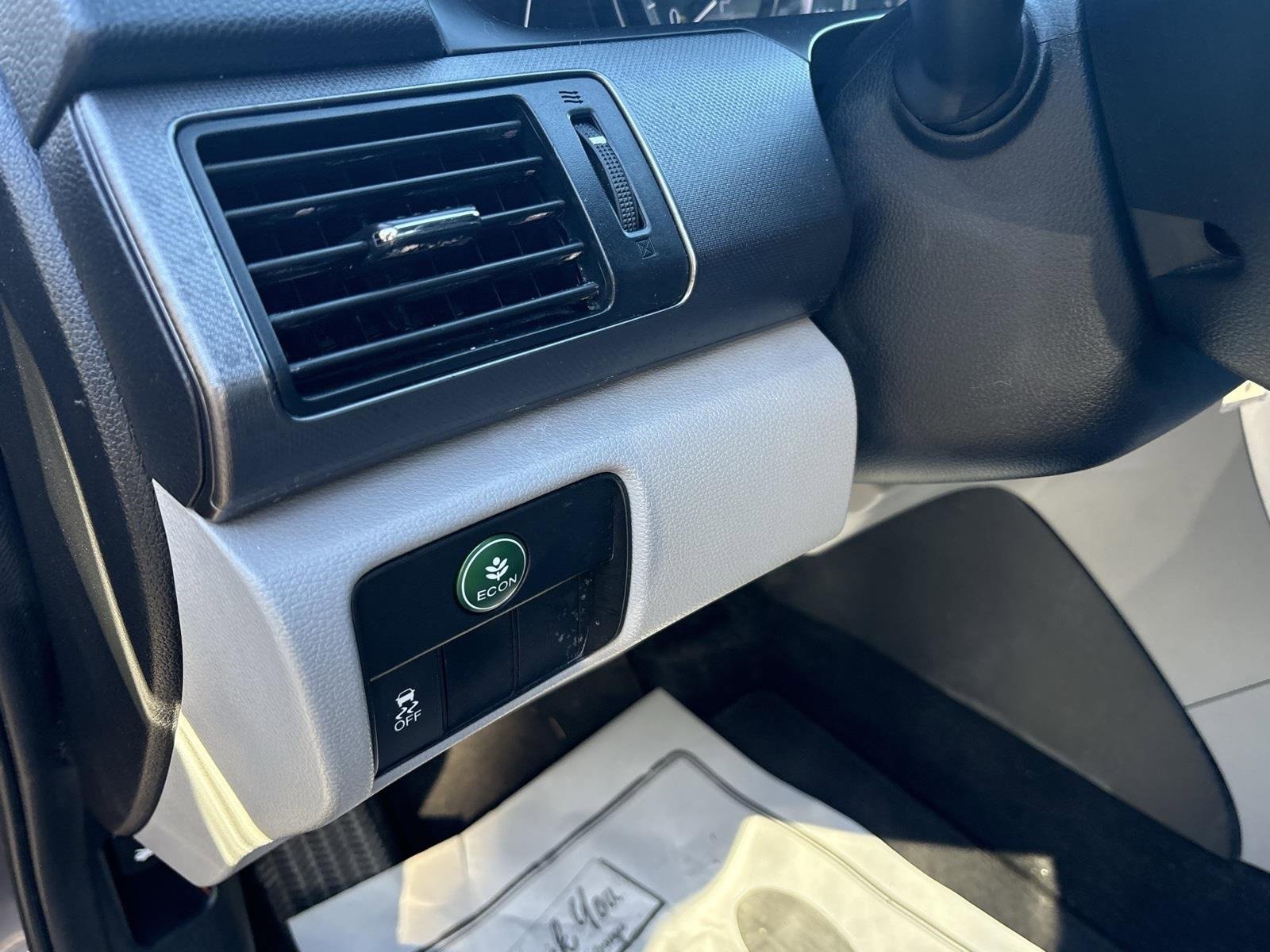 Used 2015 Honda Accord LX image 17