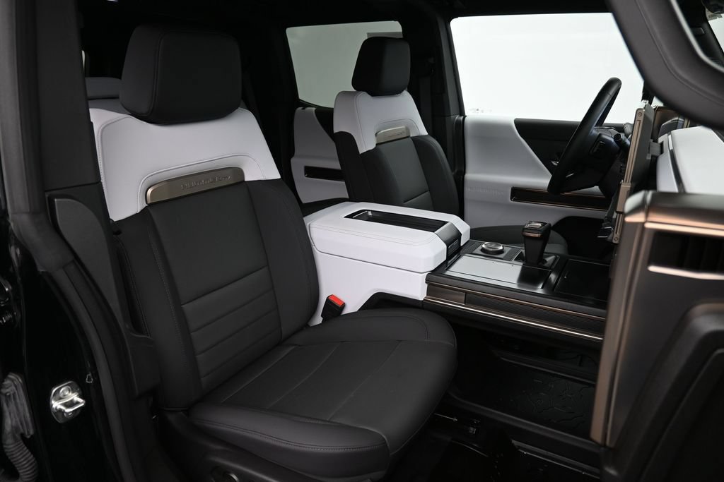 Used 2025 GMC Hummer EV 3X AWD/4WD image 28
