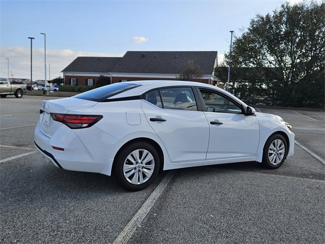 Used 2025 Nissan Sentra S image 12