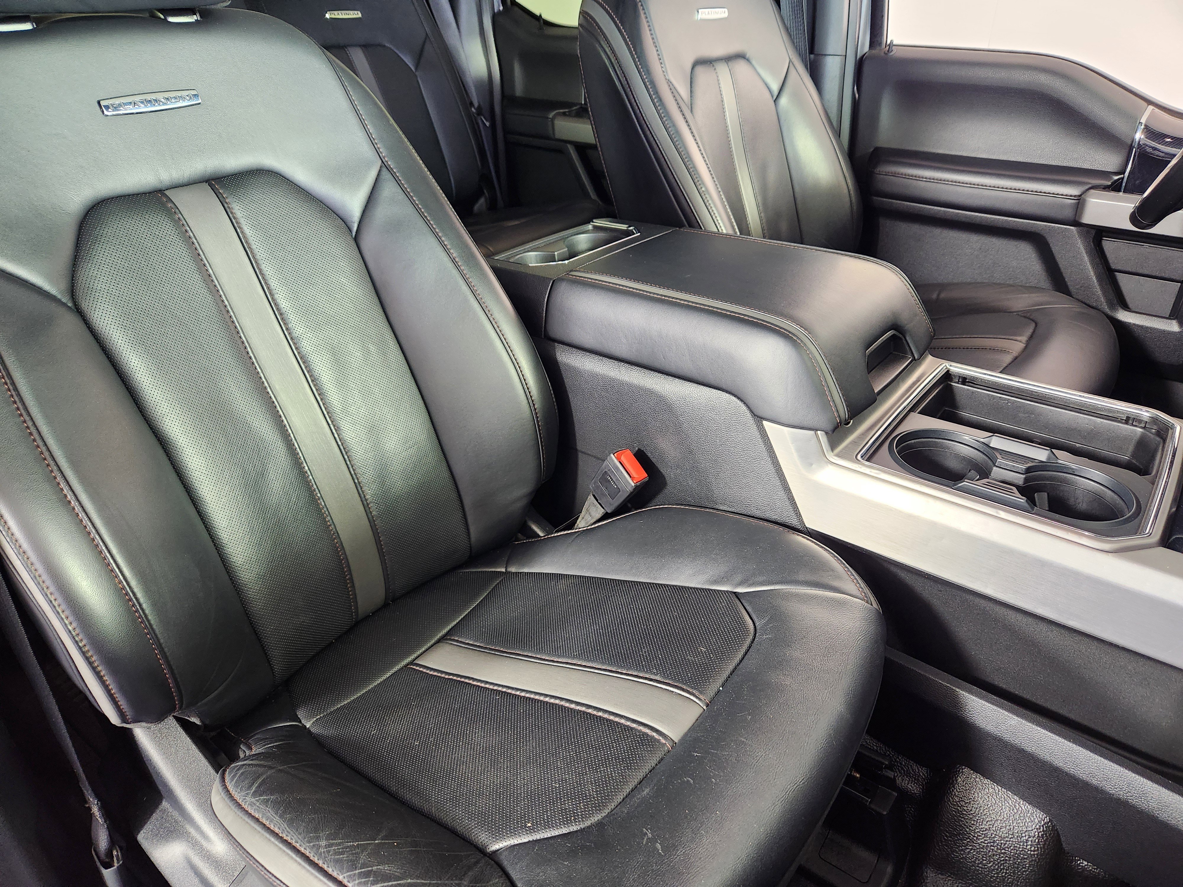 Used 2021 Ford F250 Platinum image 10