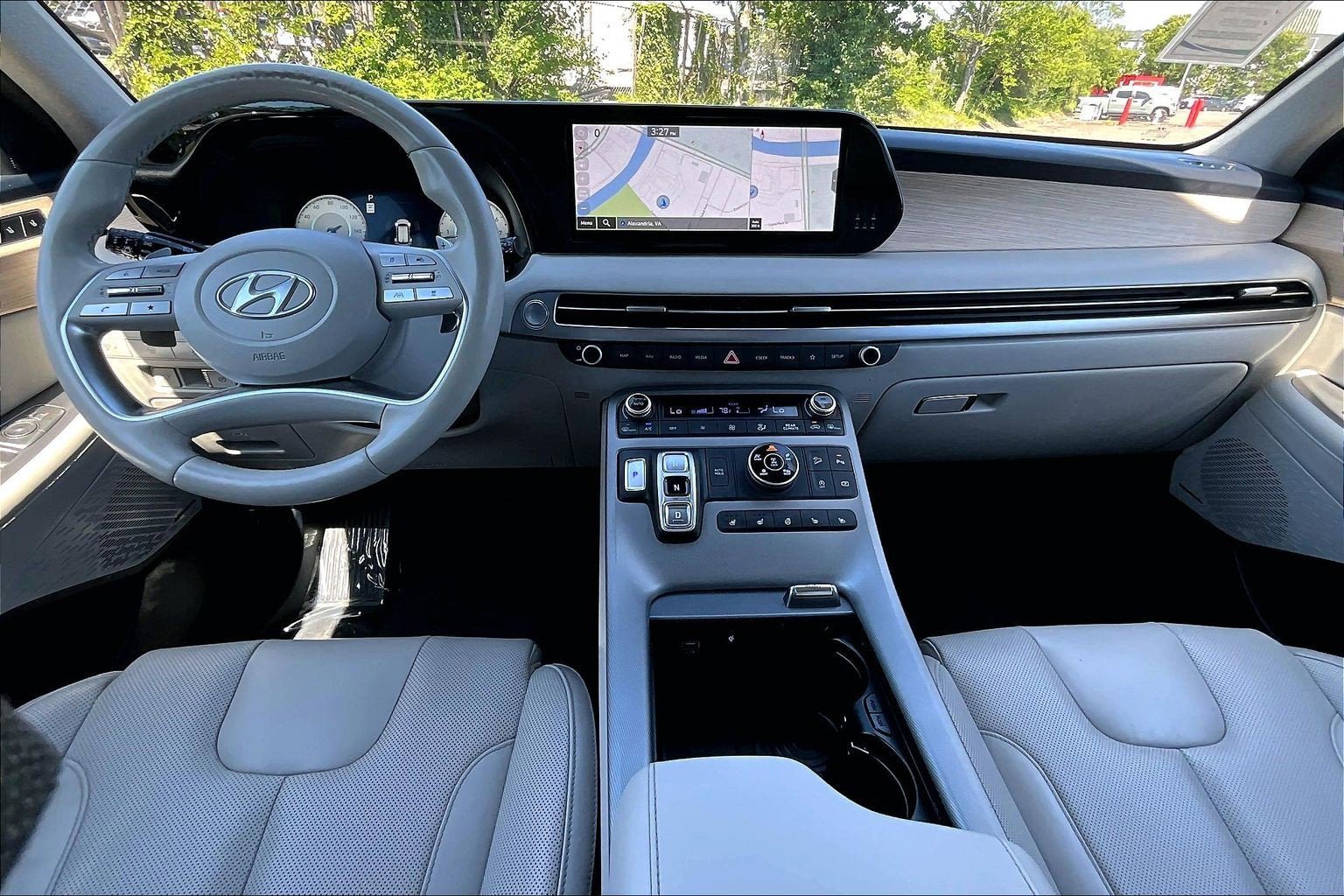 Used 2023 Hyundai Palisade Limited AWD/4WD image 12