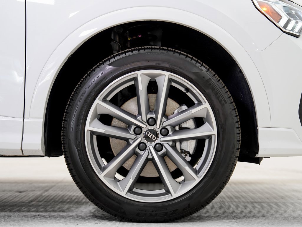 Used 2024 Audi Q3 2.0T Premium w/ Convenience Package image 26