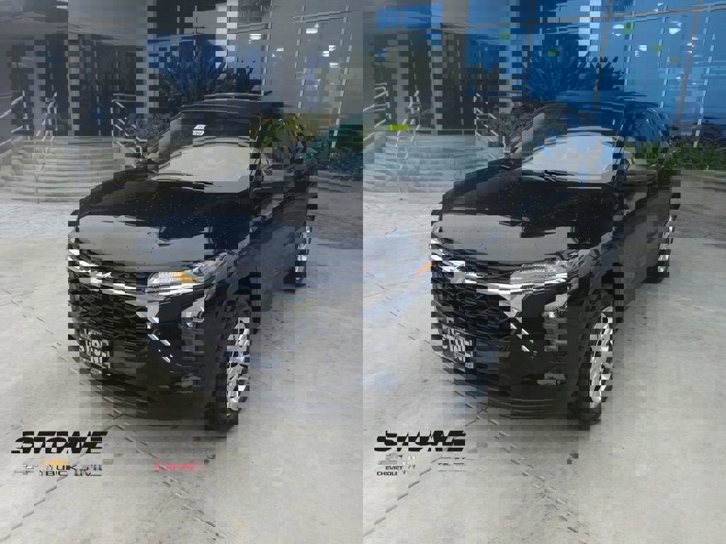 New 2026 Chevrolet Trax LS image 3