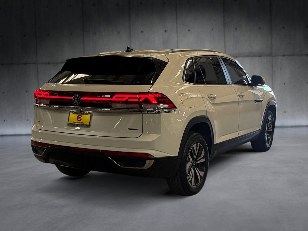 Used 2024 Volkswagen Atlas Cross Sport SE image 5