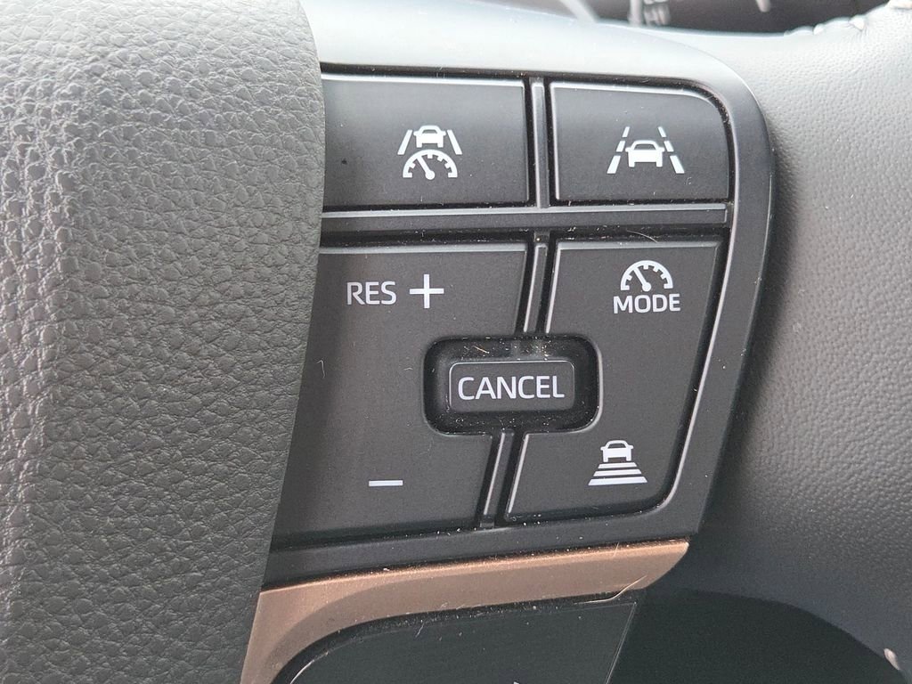 Used 2024 Toyota Crown Platinum image 19