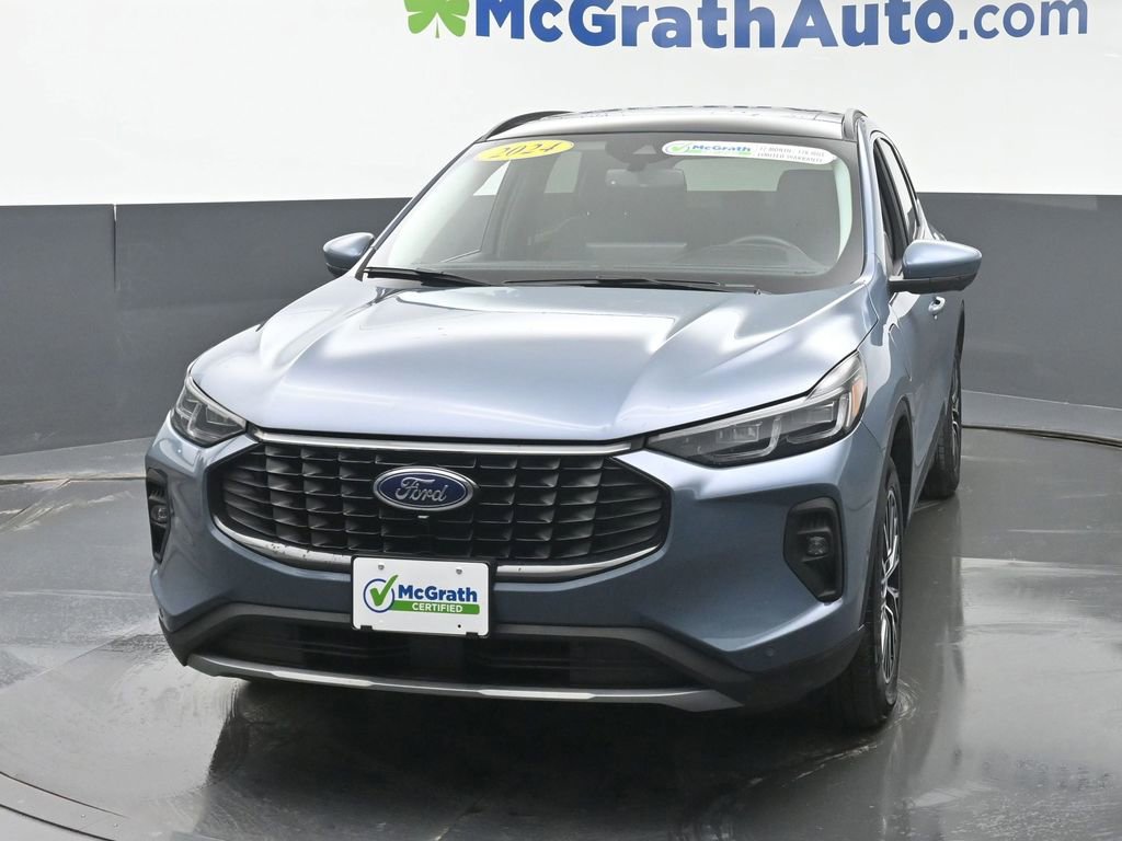 Used 2024 Ford Escape SE w/ PHEV Premium Package image 5