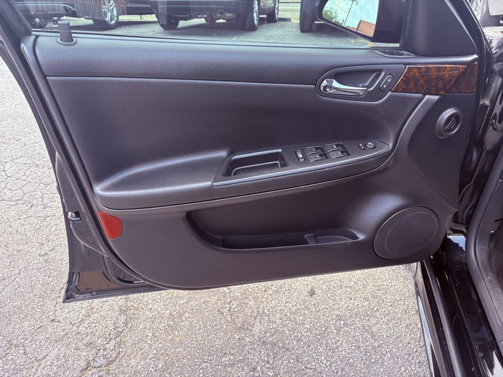 Used 2013 Chevrolet Impala LS FWD image 9