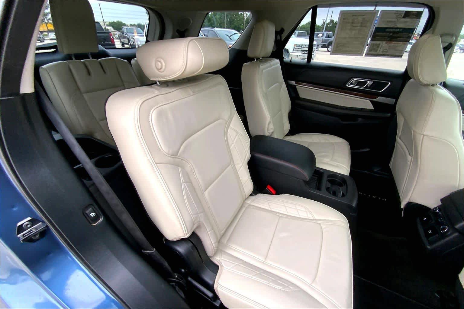Used 2018 Ford Explorer Platinum AWD/4WD image 20