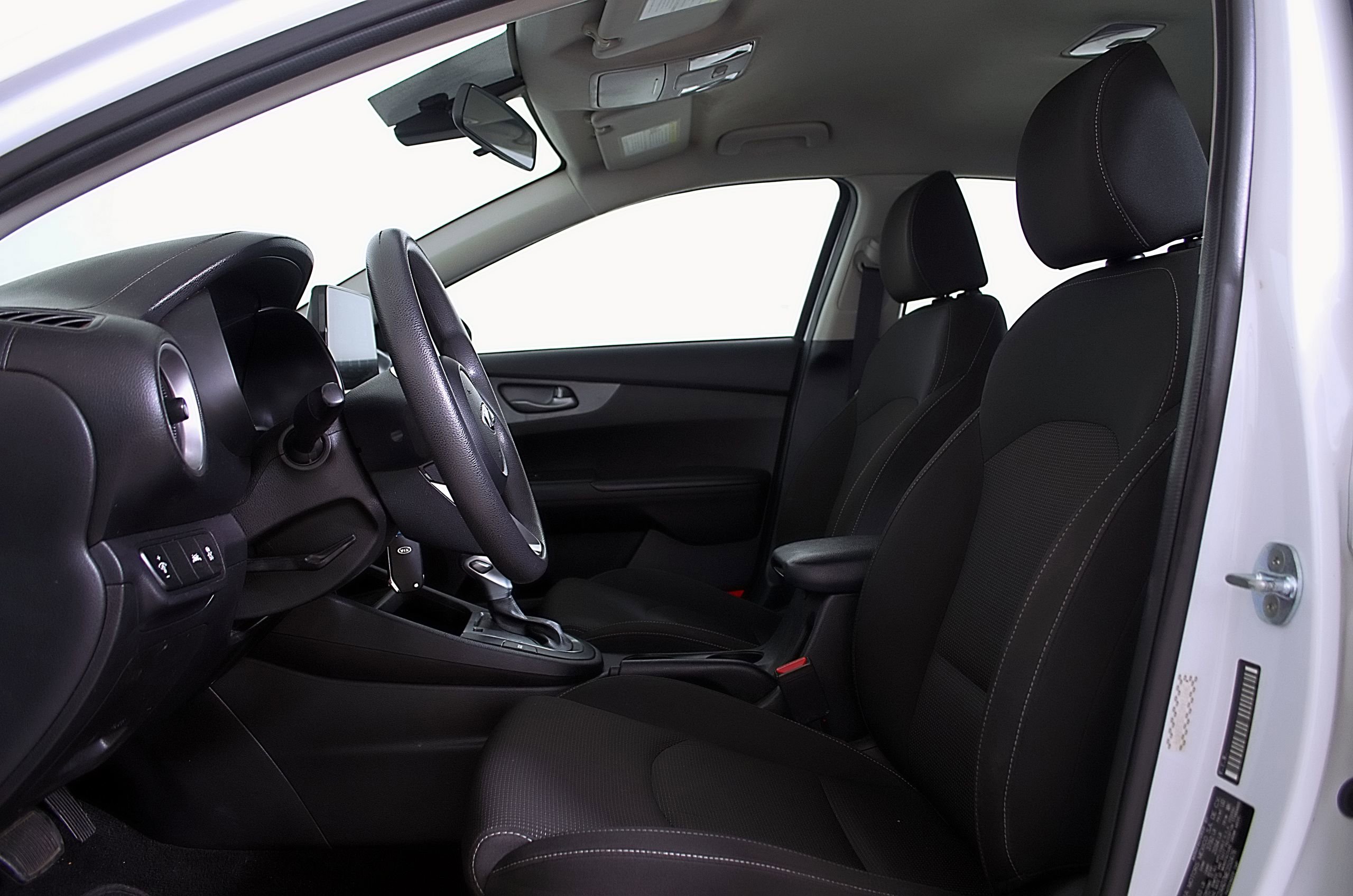 Used 2021 Kia Forte LXS FWD image 14