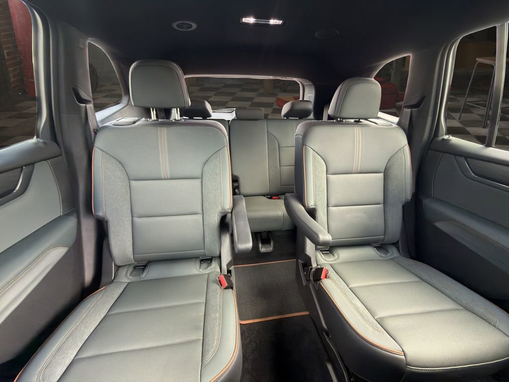 Certified 2025 GMC Acadia AT4 AWD/4WD image 18