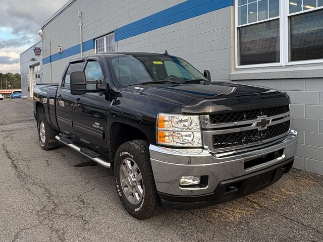 Used 2014 Chevrolet Silverado 2500 LT w/ Interior Plus Package AWD/4WD image 3