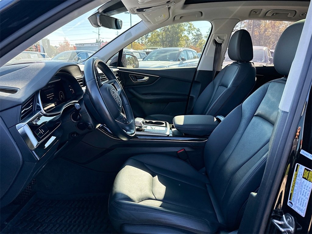 Used 2022 Audi Q7 3.0T Prestige image 8