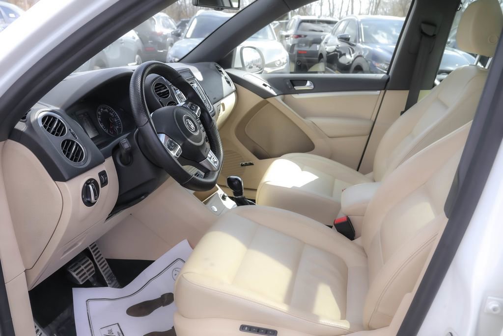Used 2014 Volkswagen Tiguan R-Line image 6