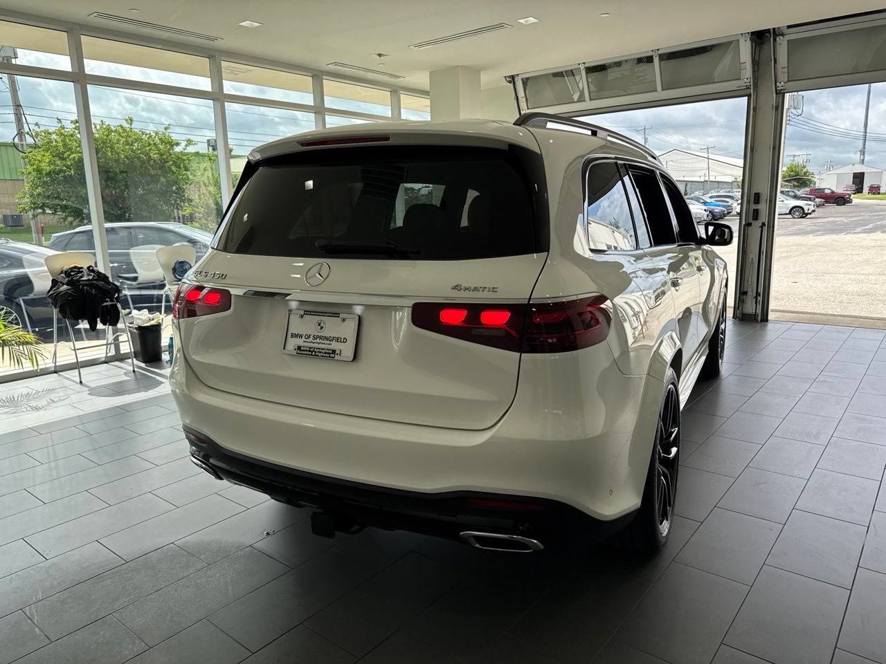 Used 2025 Mercedes-Benz GLS 450 4MATIC image 7