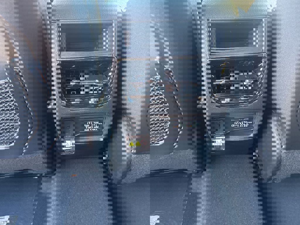 New 2026 Jeep Grand Cherokee Laredo image 22