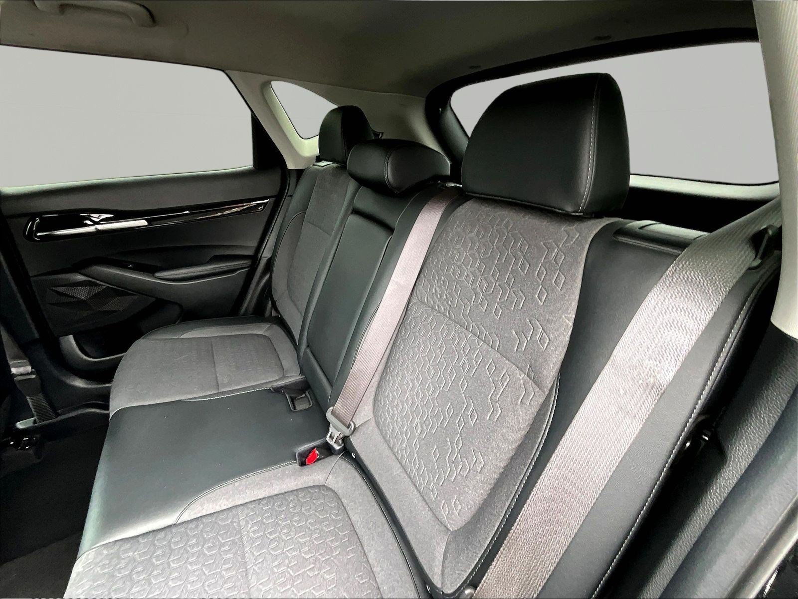 Used 2024 Kia Seltos S AWD/4WD image 22