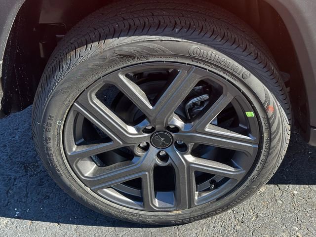 New 2026 Jeep Compass Limited image 9