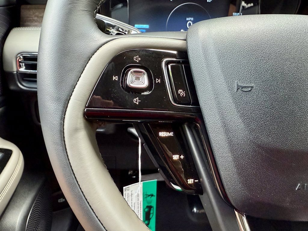 New 2025 Lincoln Corsair Grand Touring AWD/4WD image 27